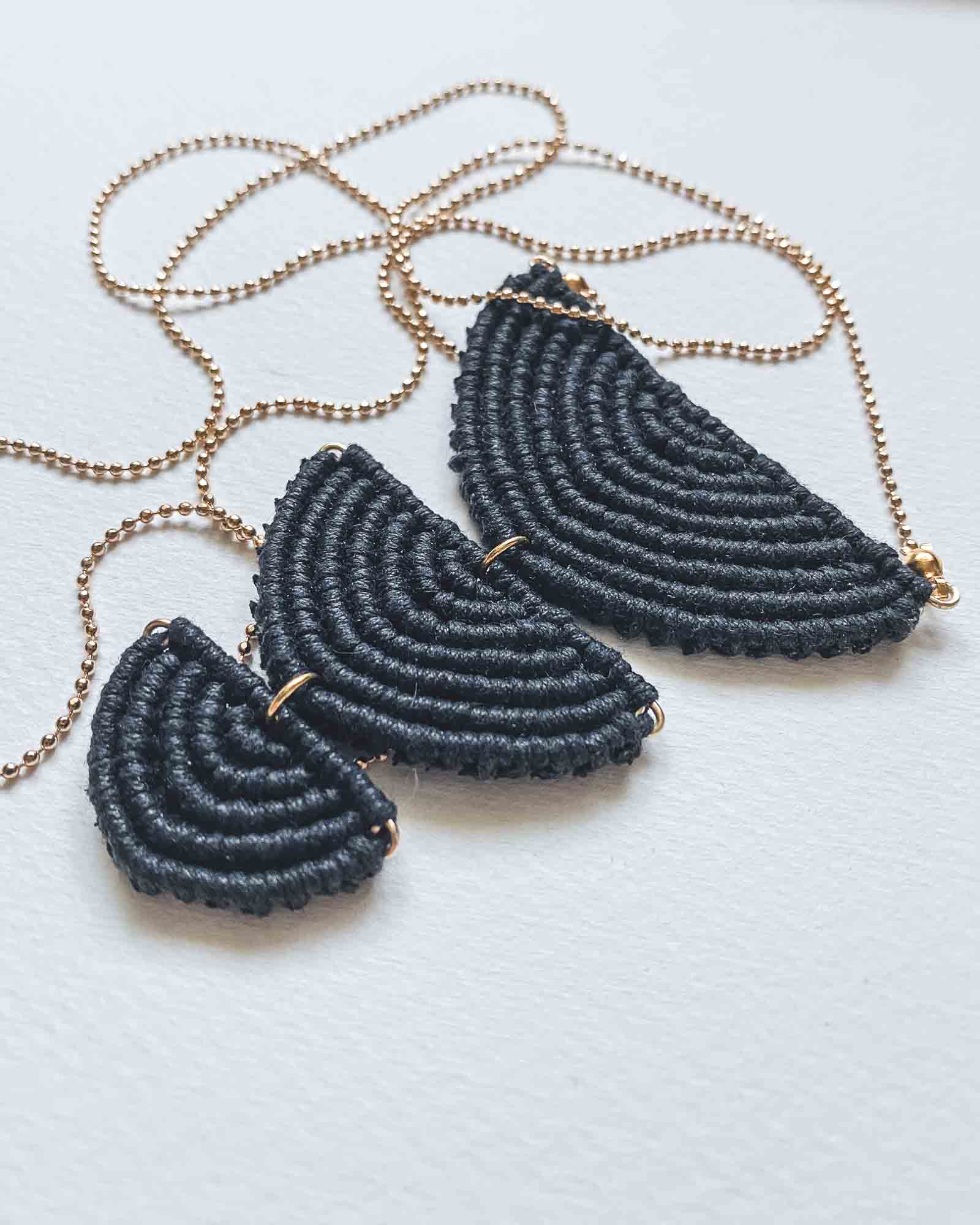 susie macrame necklace